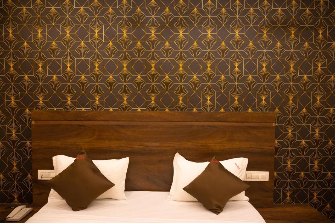 Vijaya Hill View Residency Hotel Navi Mumbai Kültér fotó