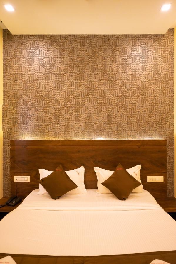 Vijaya Hill View Residency Hotel Navi Mumbai Kültér fotó