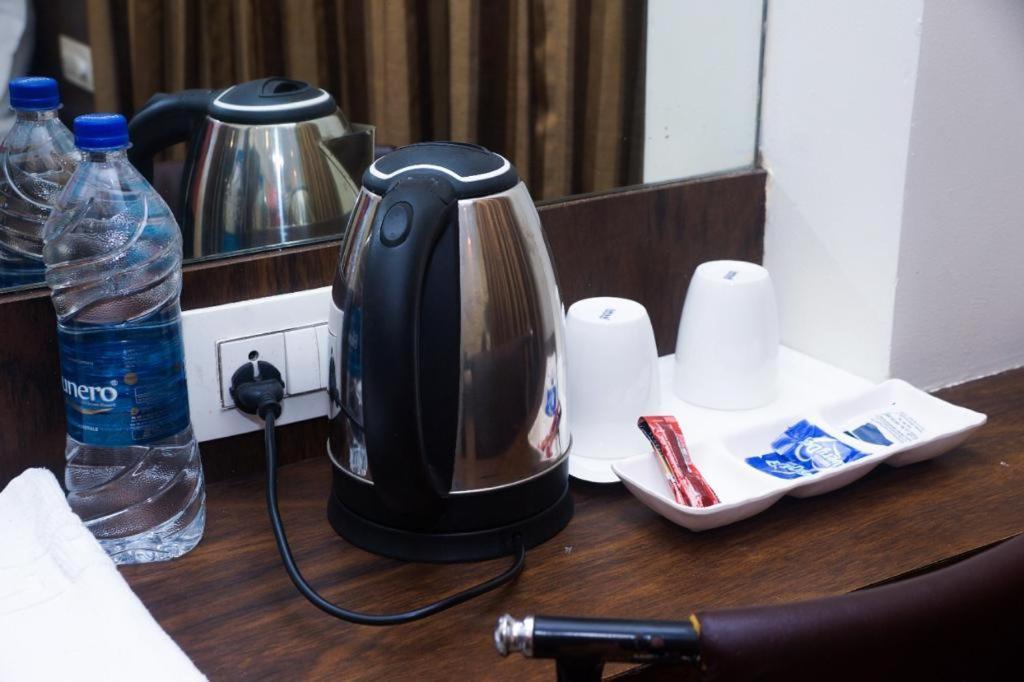 Vijaya Hill View Residency Hotel Navi Mumbai Kültér fotó